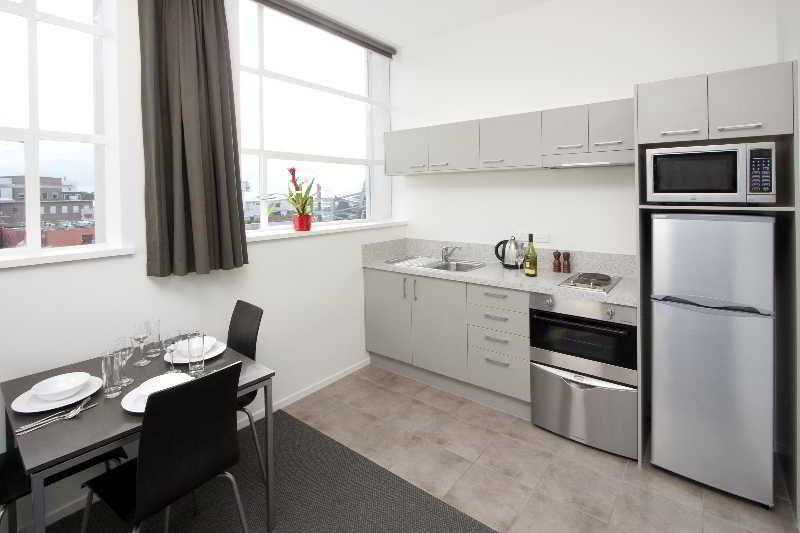 Quest New Plymouth Apartment Hotel Екстер'єр фото