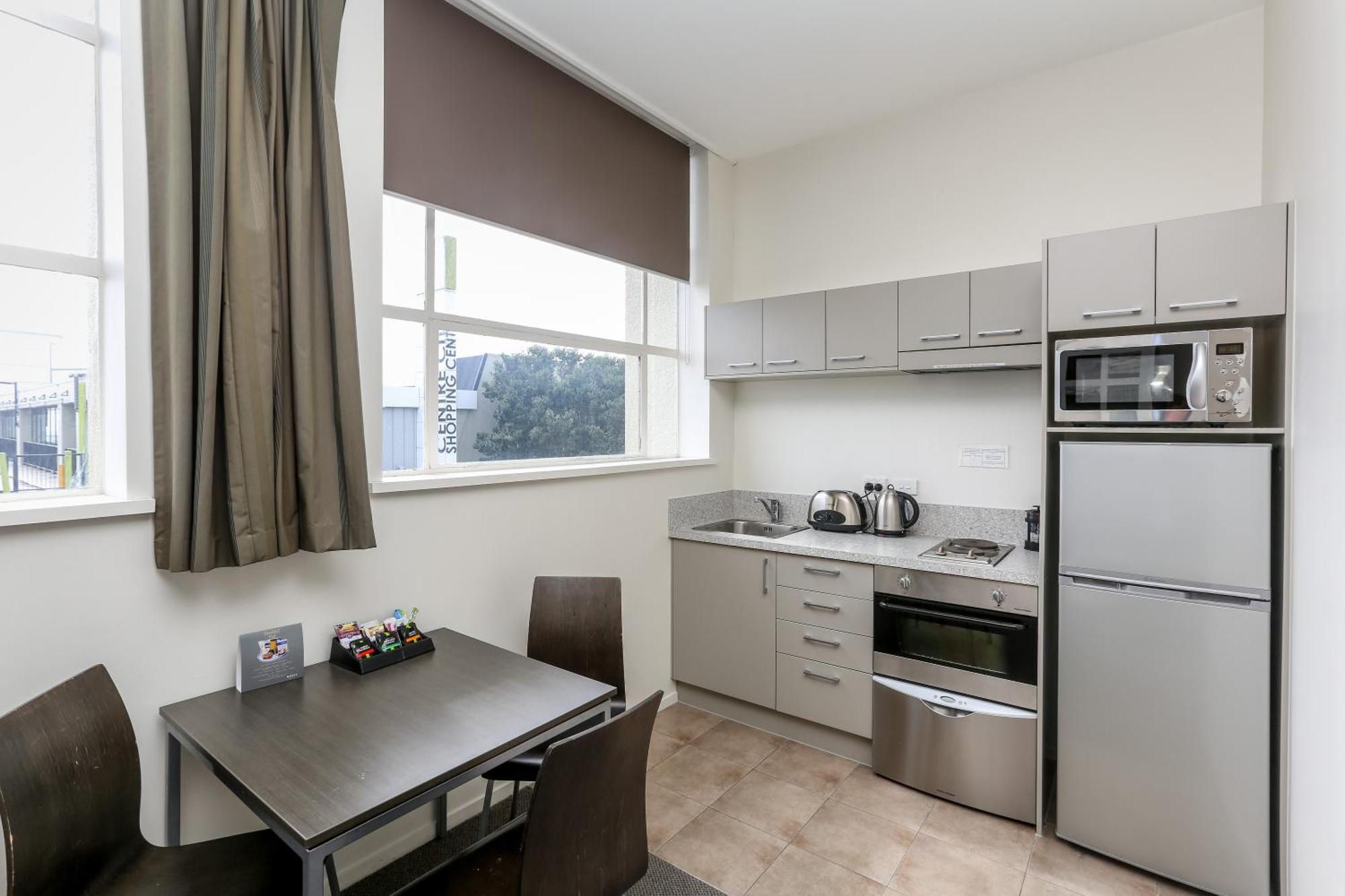 Quest New Plymouth Apartment Hotel Номер фото