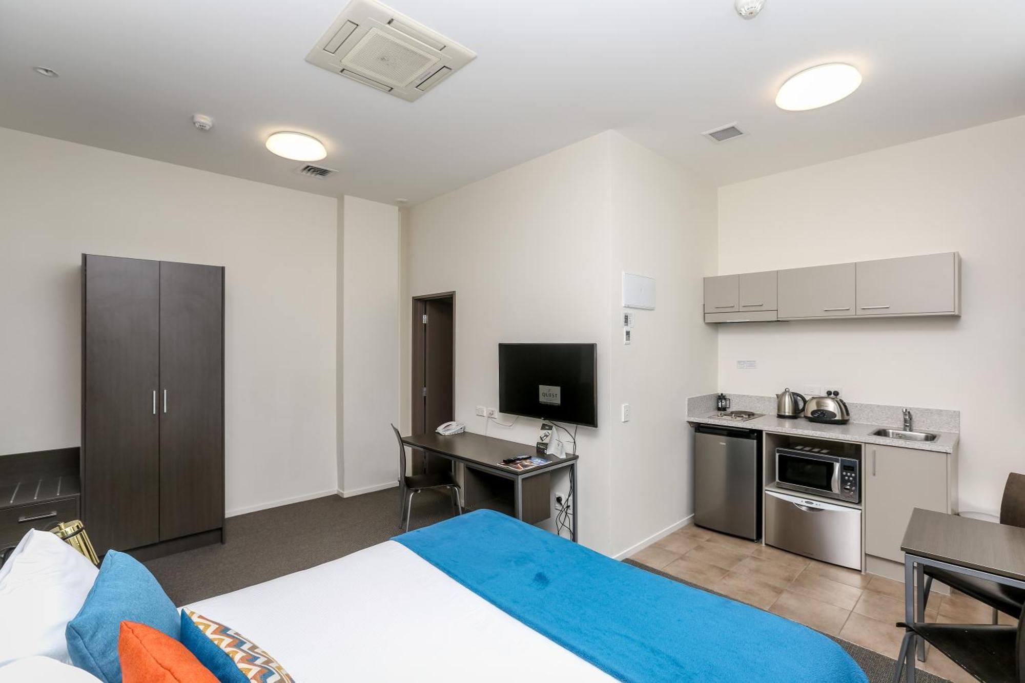 Quest New Plymouth Apartment Hotel Номер фото