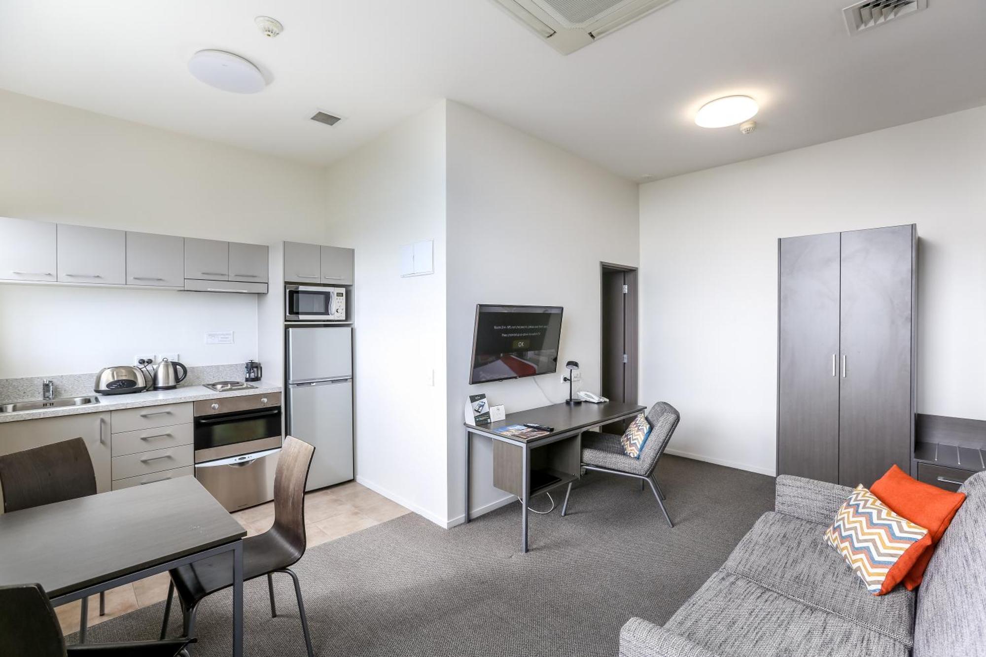 Quest New Plymouth Apartment Hotel Номер фото