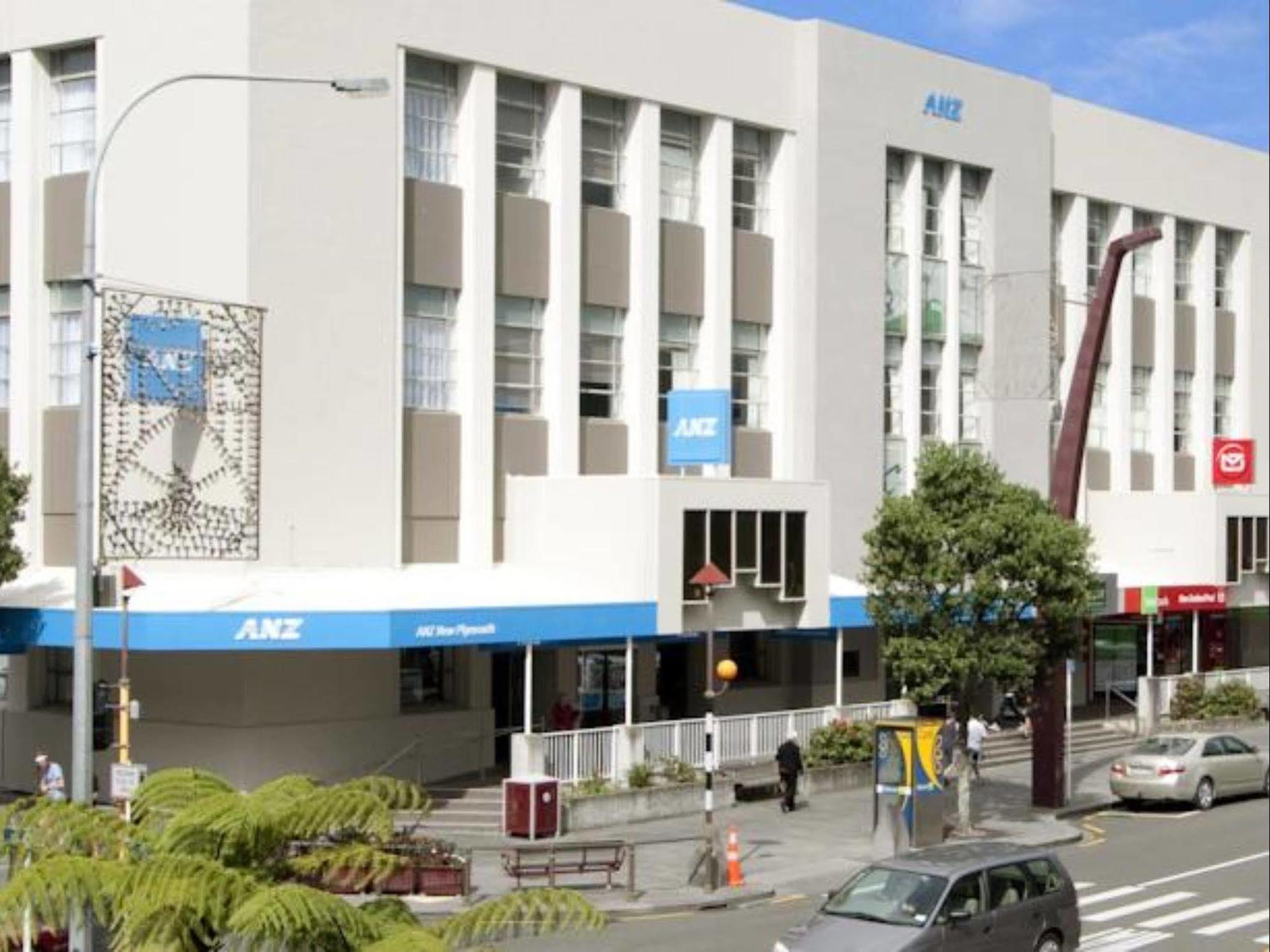 Quest New Plymouth Apartment Hotel Екстер'єр фото