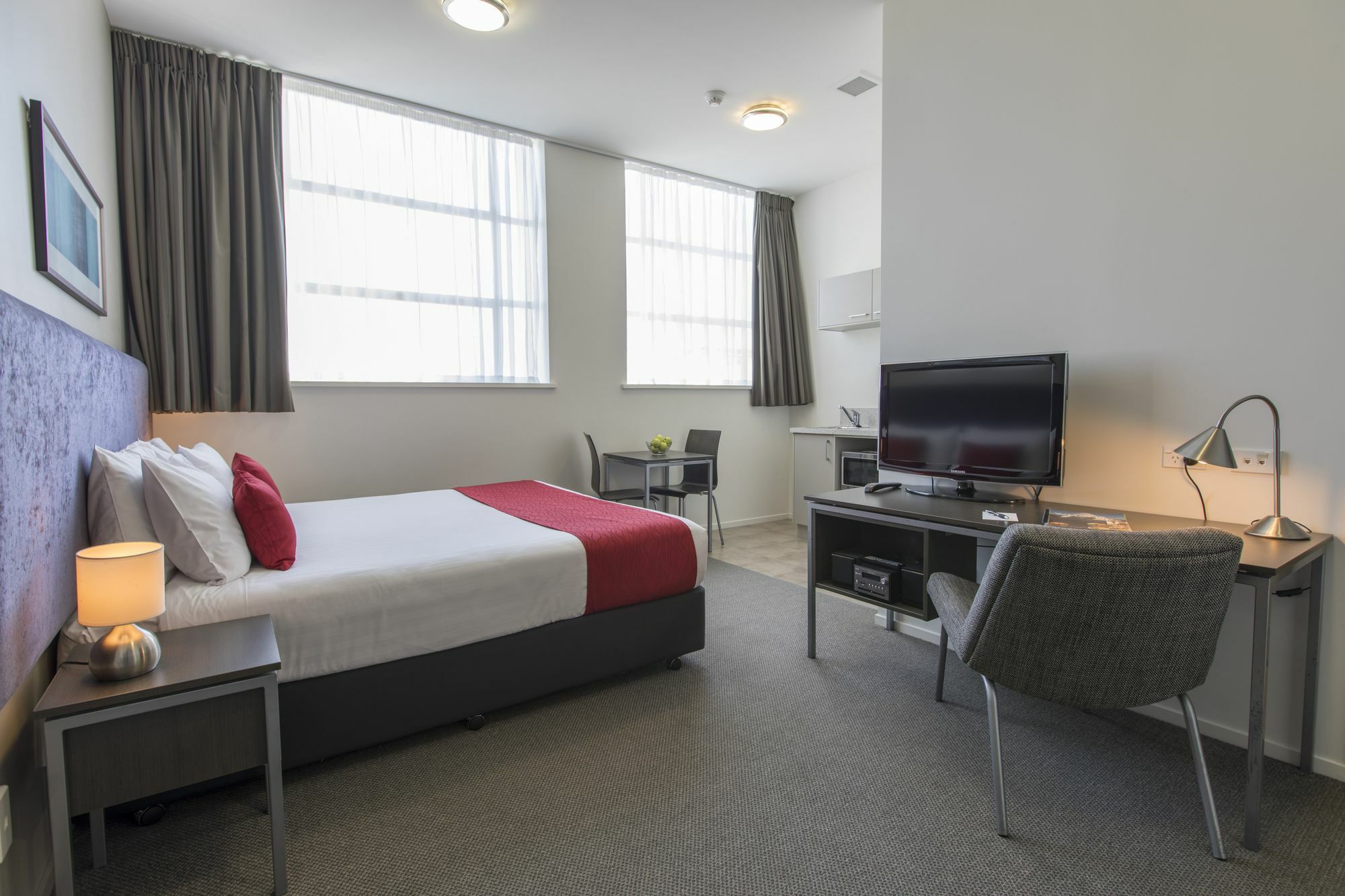 Quest New Plymouth Apartment Hotel Екстер'єр фото