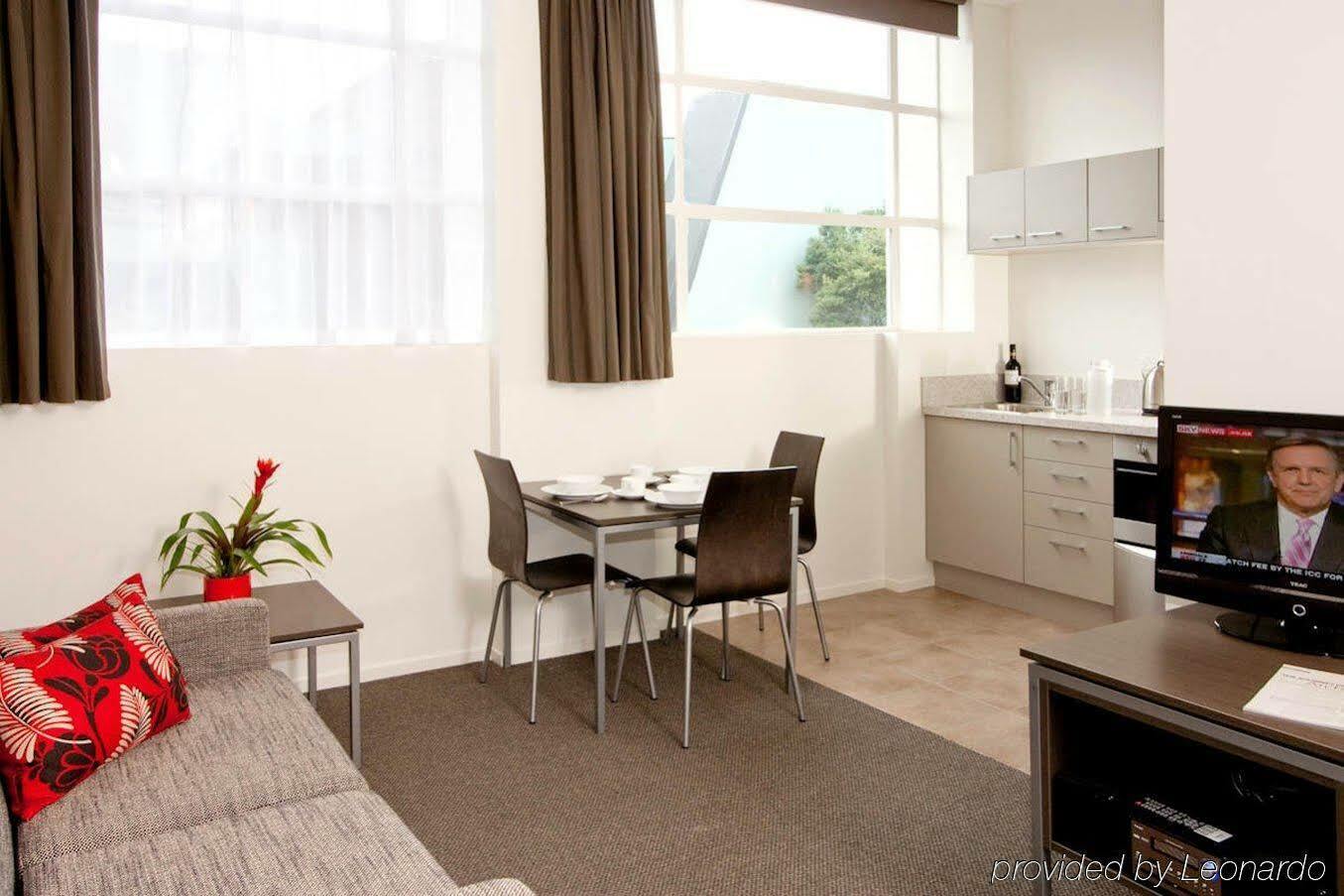 Quest New Plymouth Apartment Hotel Екстер'єр фото